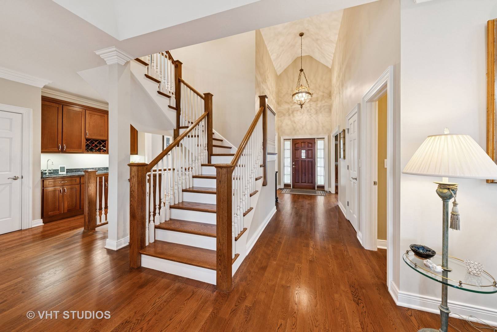 Mundelein, IL 60060,21819 W Riviera CT
