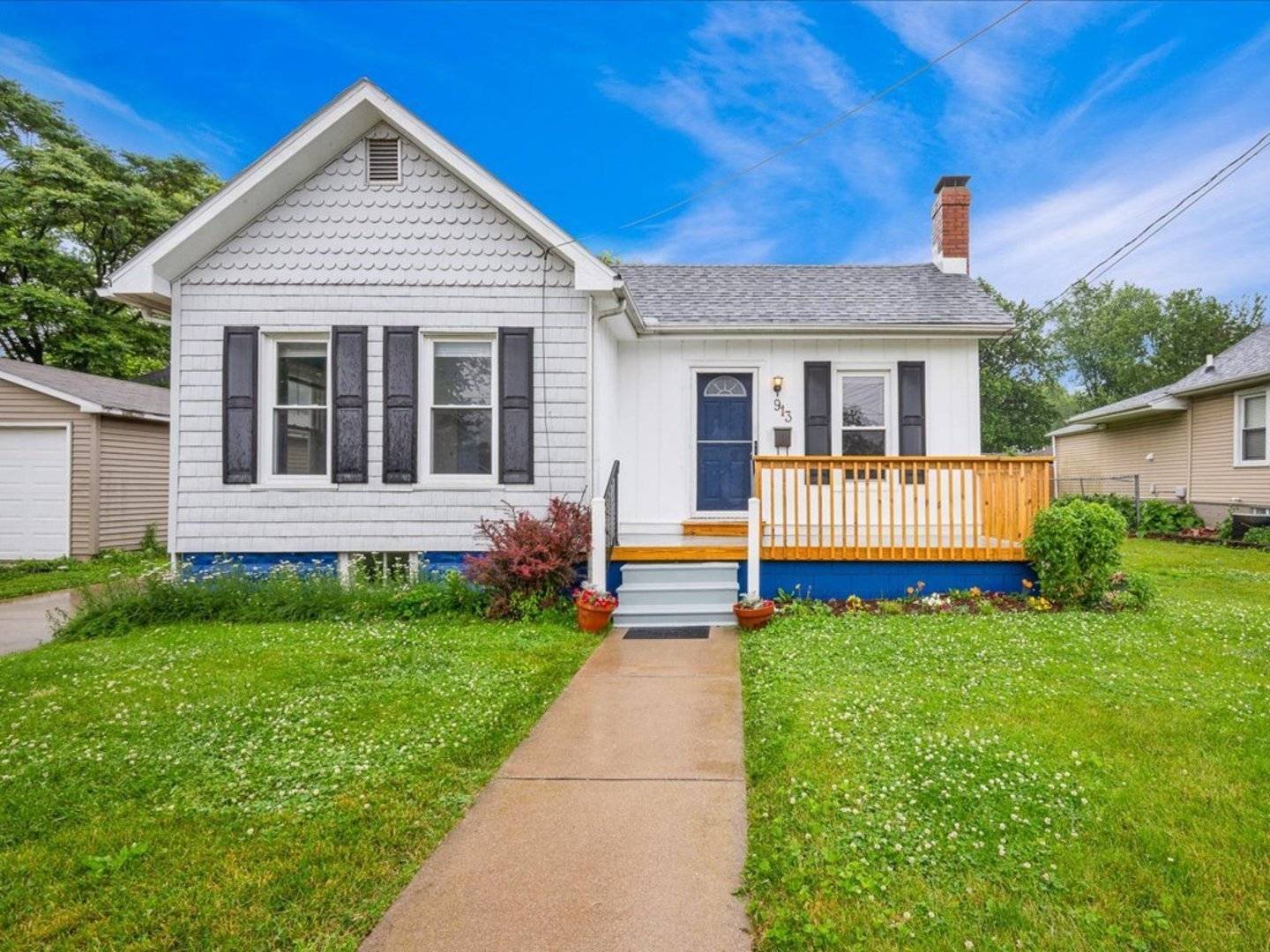 Bloomington, IL 61701,913 N Mason ST