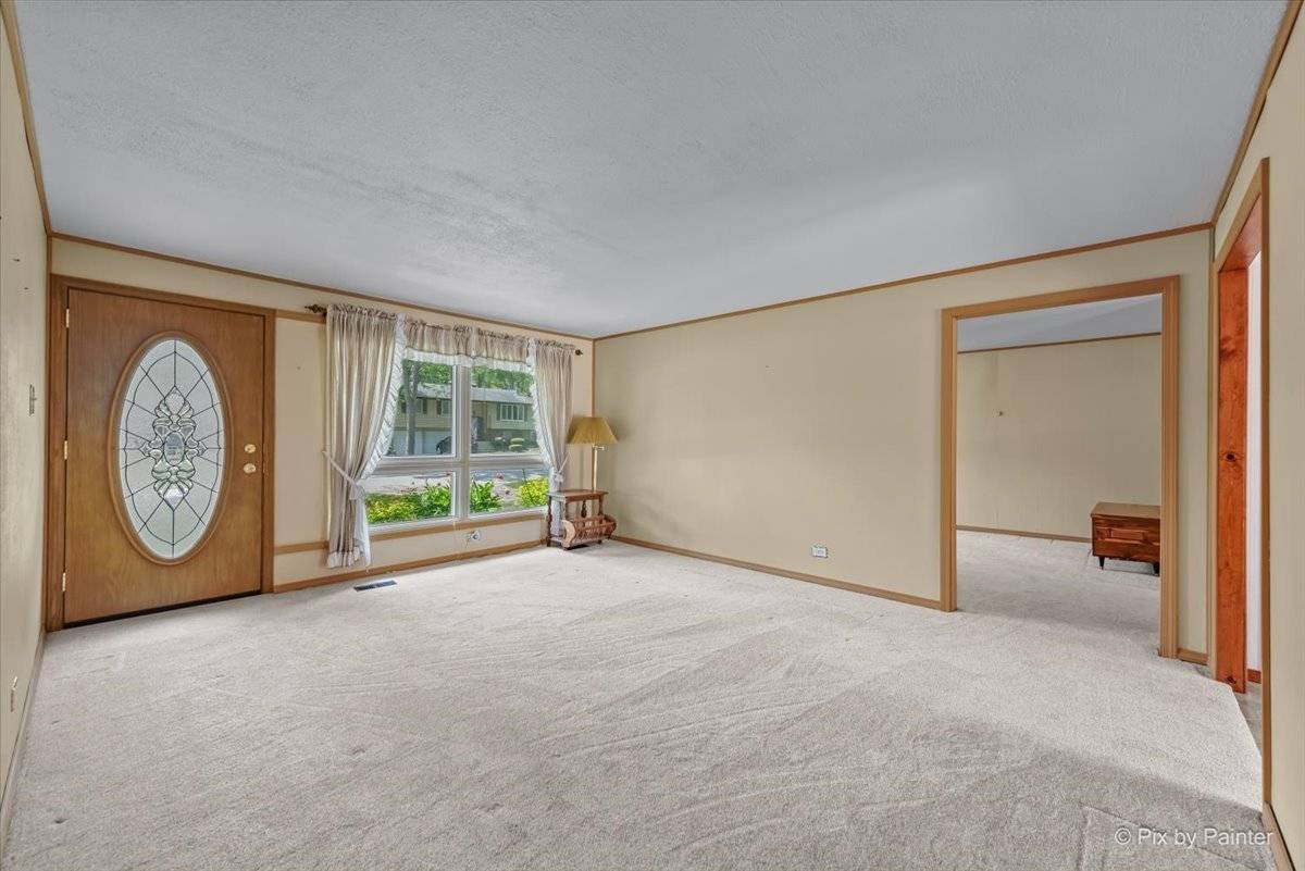 Schaumburg, IL 60193,1434 Somerset LN
