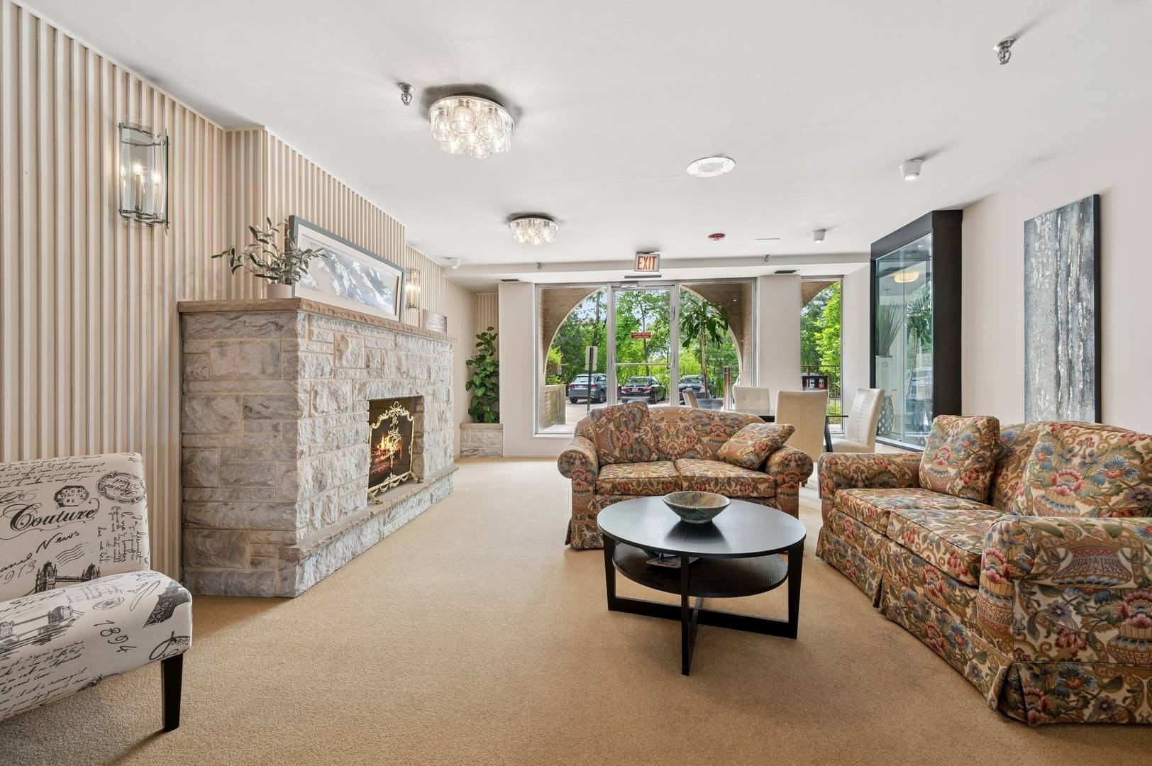 Lincolnwood, IL 60712,6400 N Cicero AVE #309