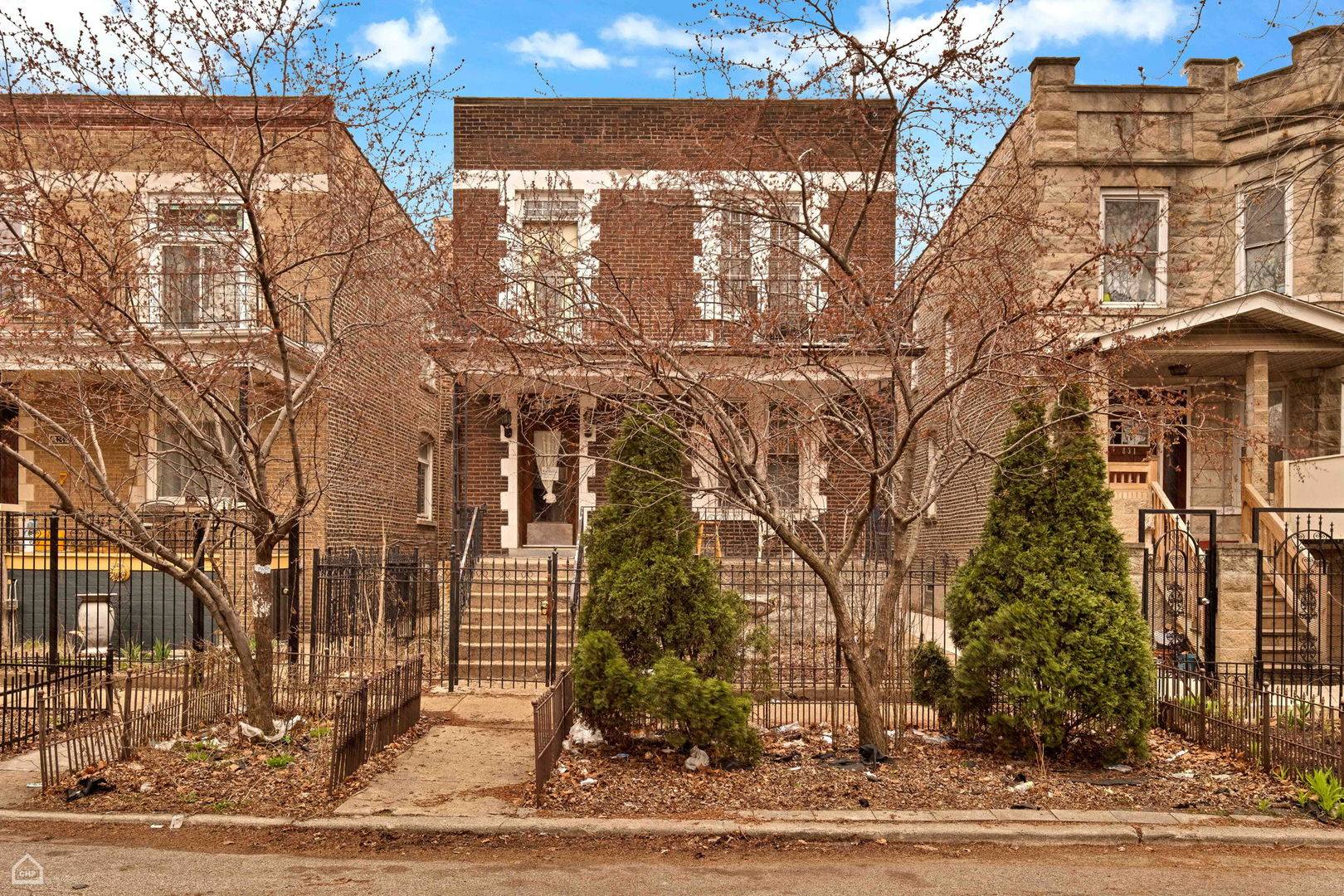 Chicago, IL 60622,833 N Richmond ST