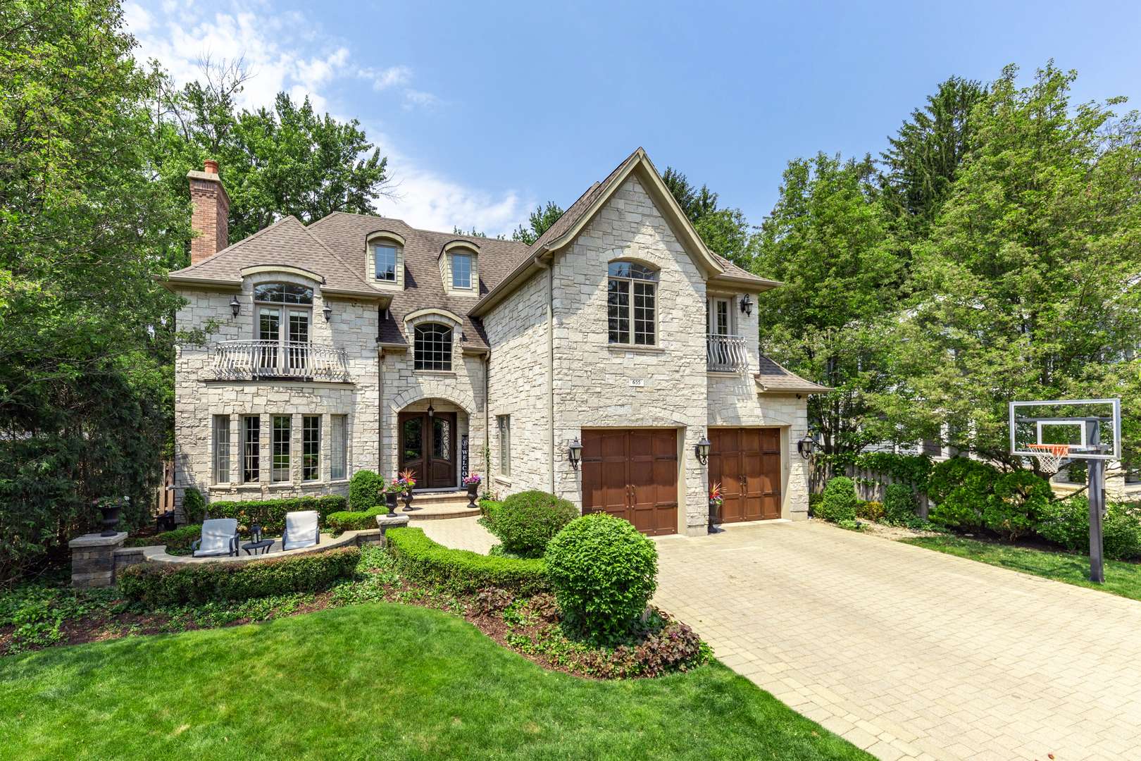 Naperville, IL 60540,655 Thornwood DR