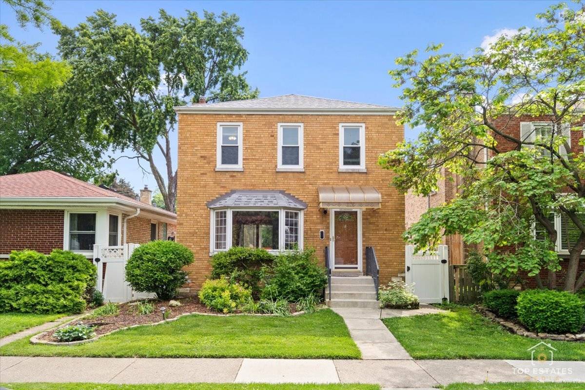 Oak Park, IL 60304,1176 S Maple AVE