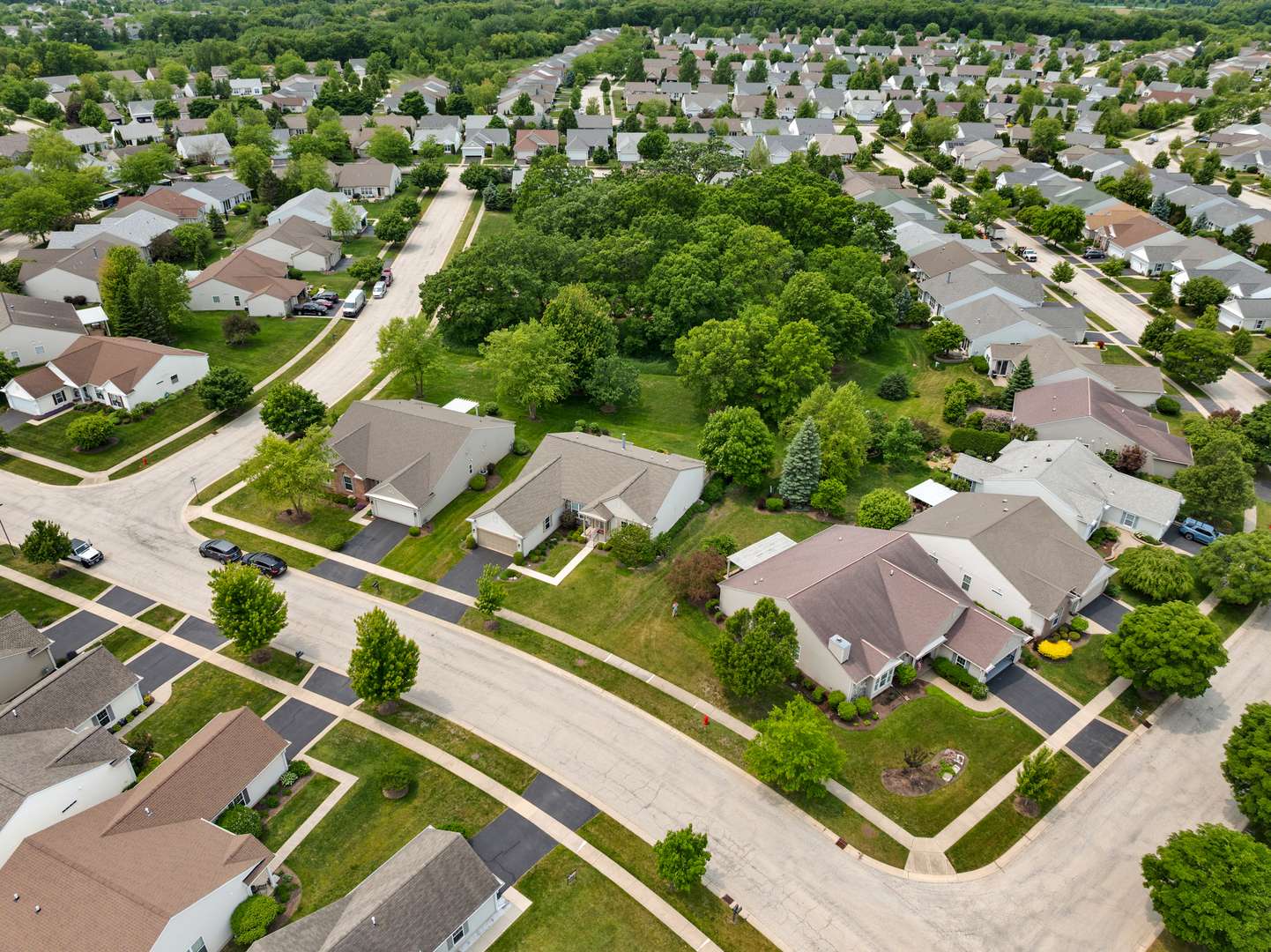 Huntley, IL 60142,13718 KIRKLAND DR