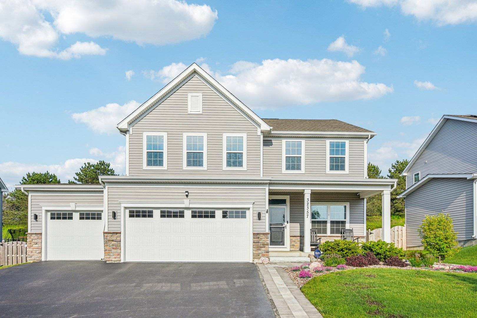 Lakemoor, IL 60051,32357 N Allegheny WAY