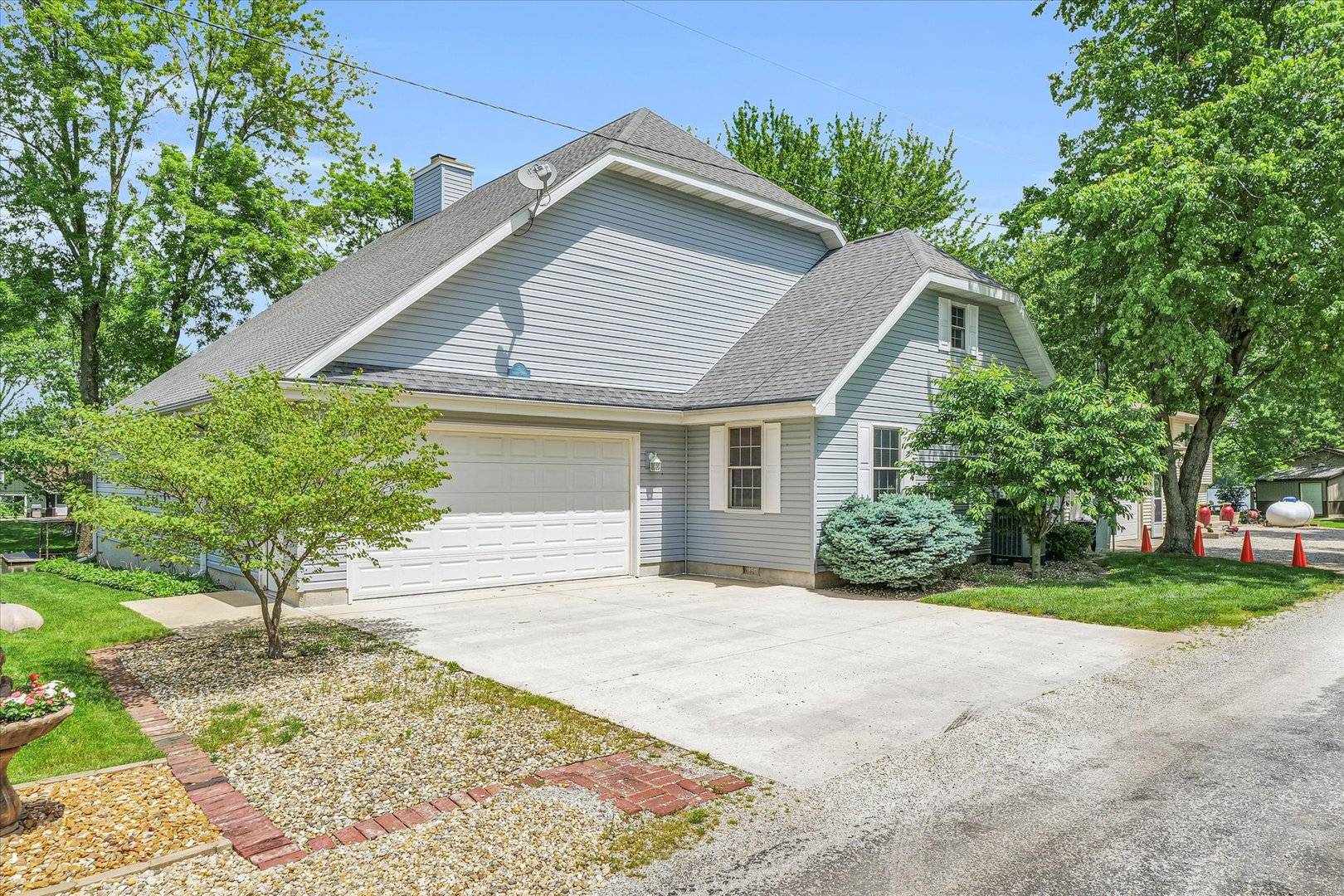 Neoga, IL 62447,7 Prahls DR