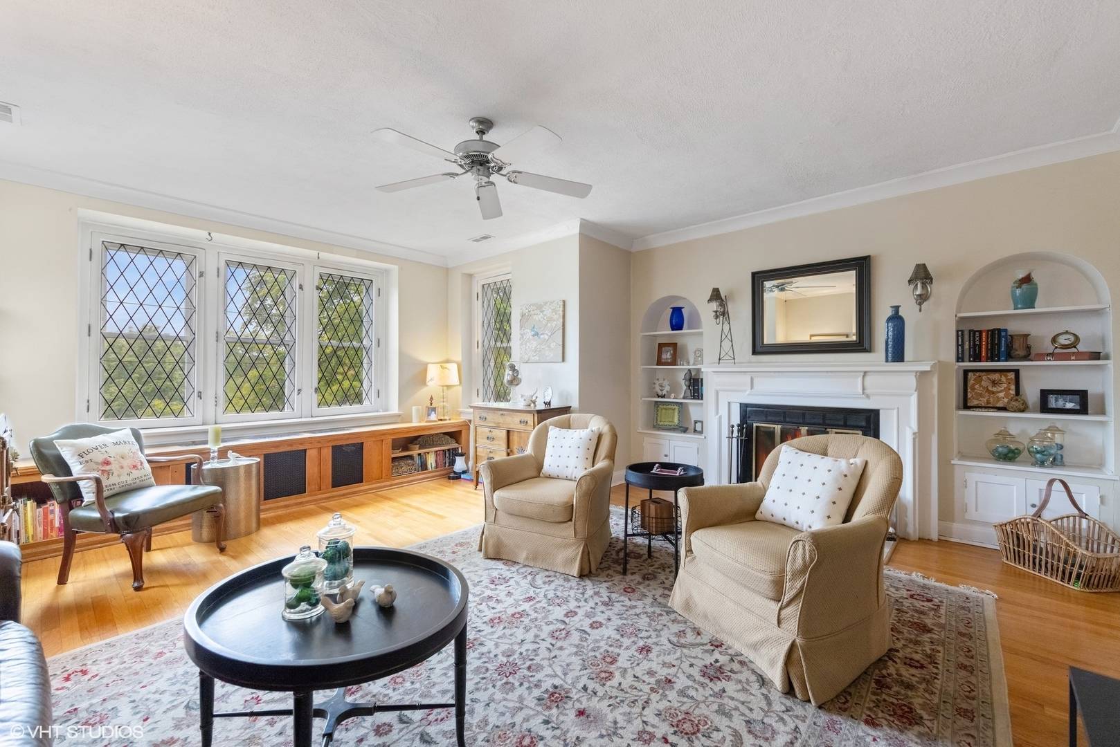 La Grange, IL 60525,307 W Harris AVE #3A