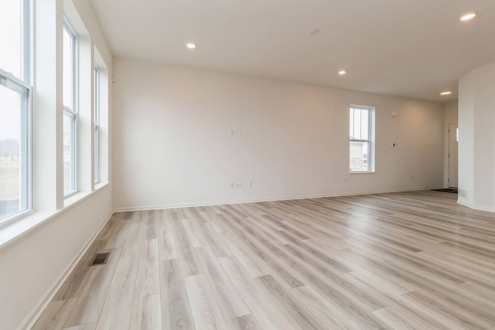 Volo, IL 60020,331 Red Oak CIR #304