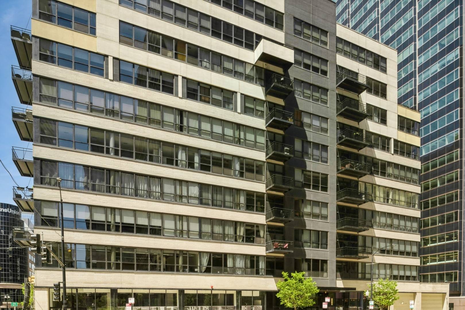Chicago, IL 60606,130 S Canal ST #708