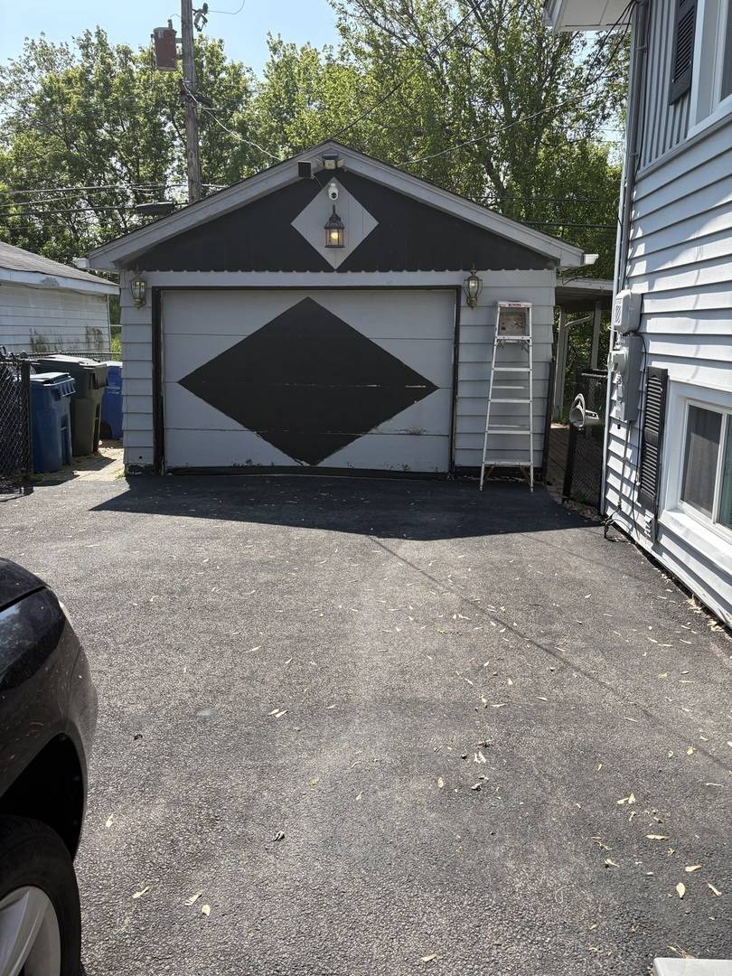 Carpentersville, IL 60110,220 Harrison ST