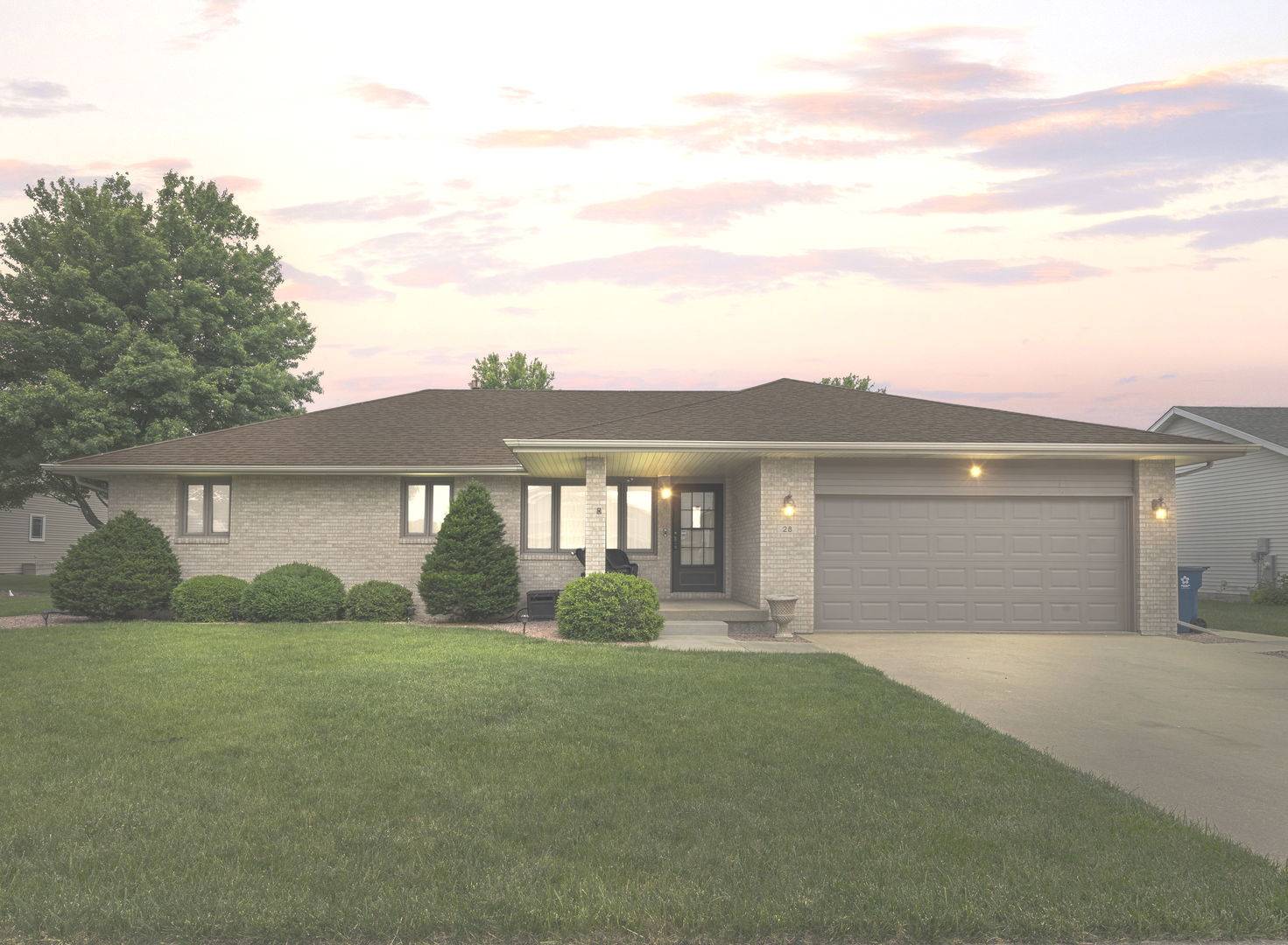 Bradley, IL 60915,28 Old Farm South CT