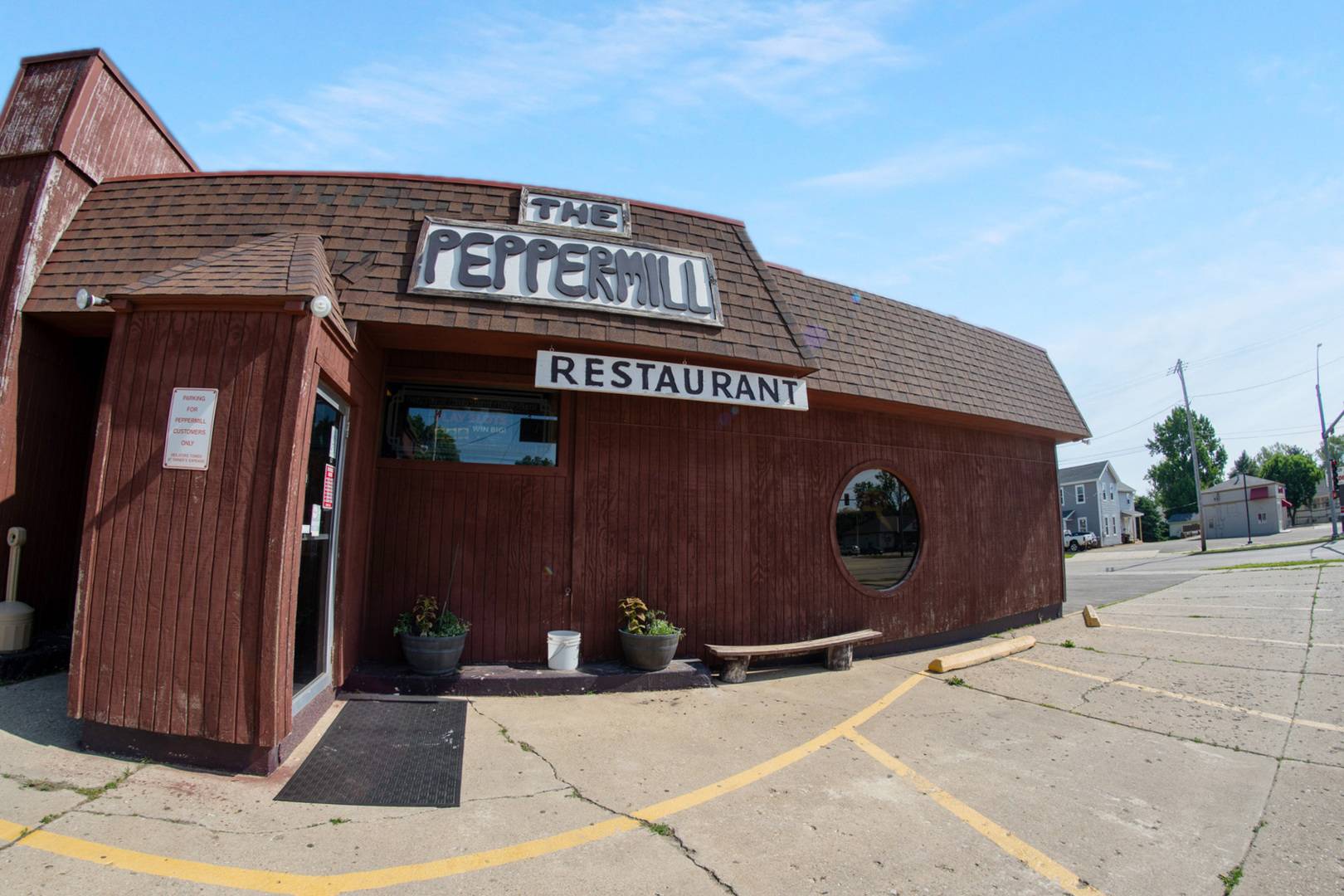 Mount Morris, IL 61054,10 E Hitt ST