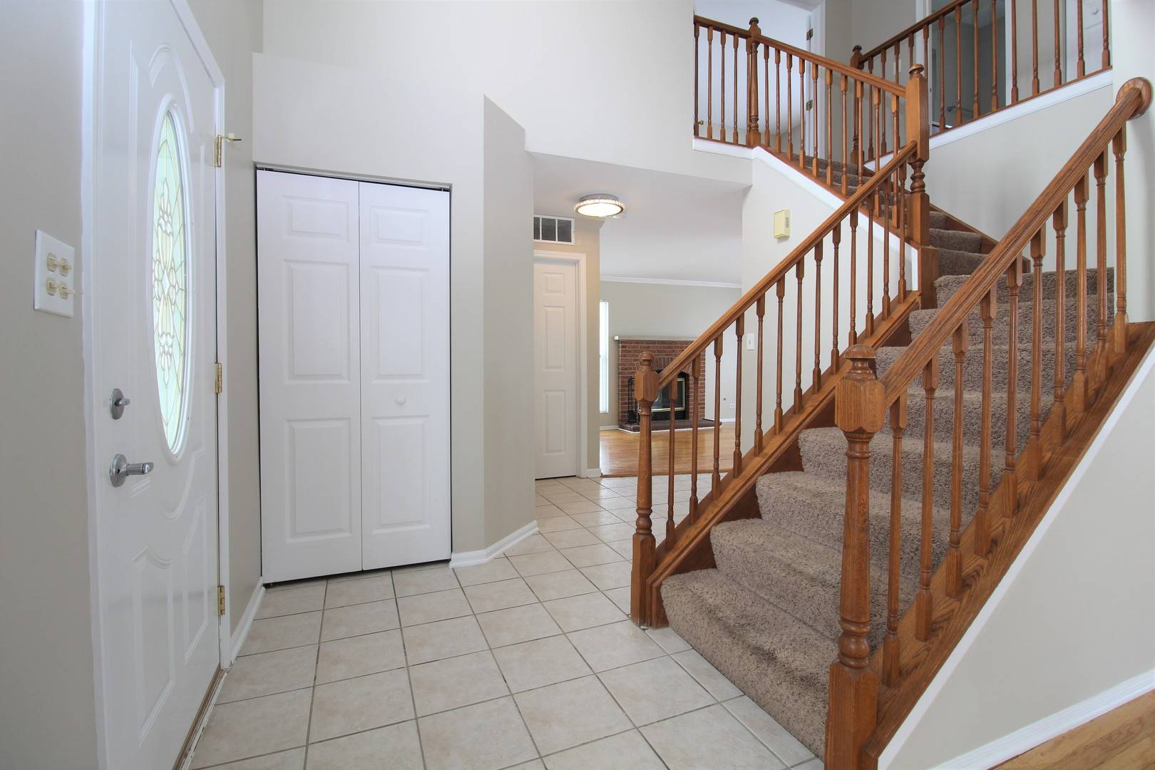 Streamwood, IL 60107,4 HUMMINGBIRD CT