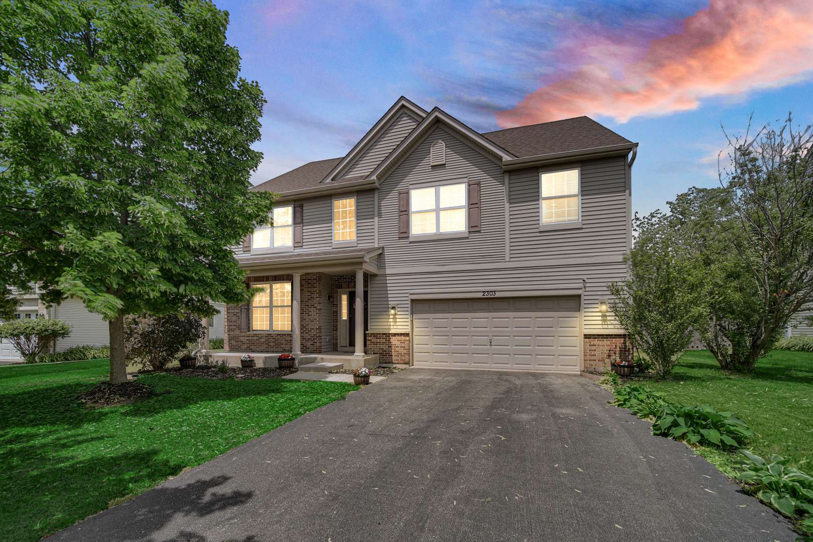 Joliet, IL 60431,2303 Waterbury DR