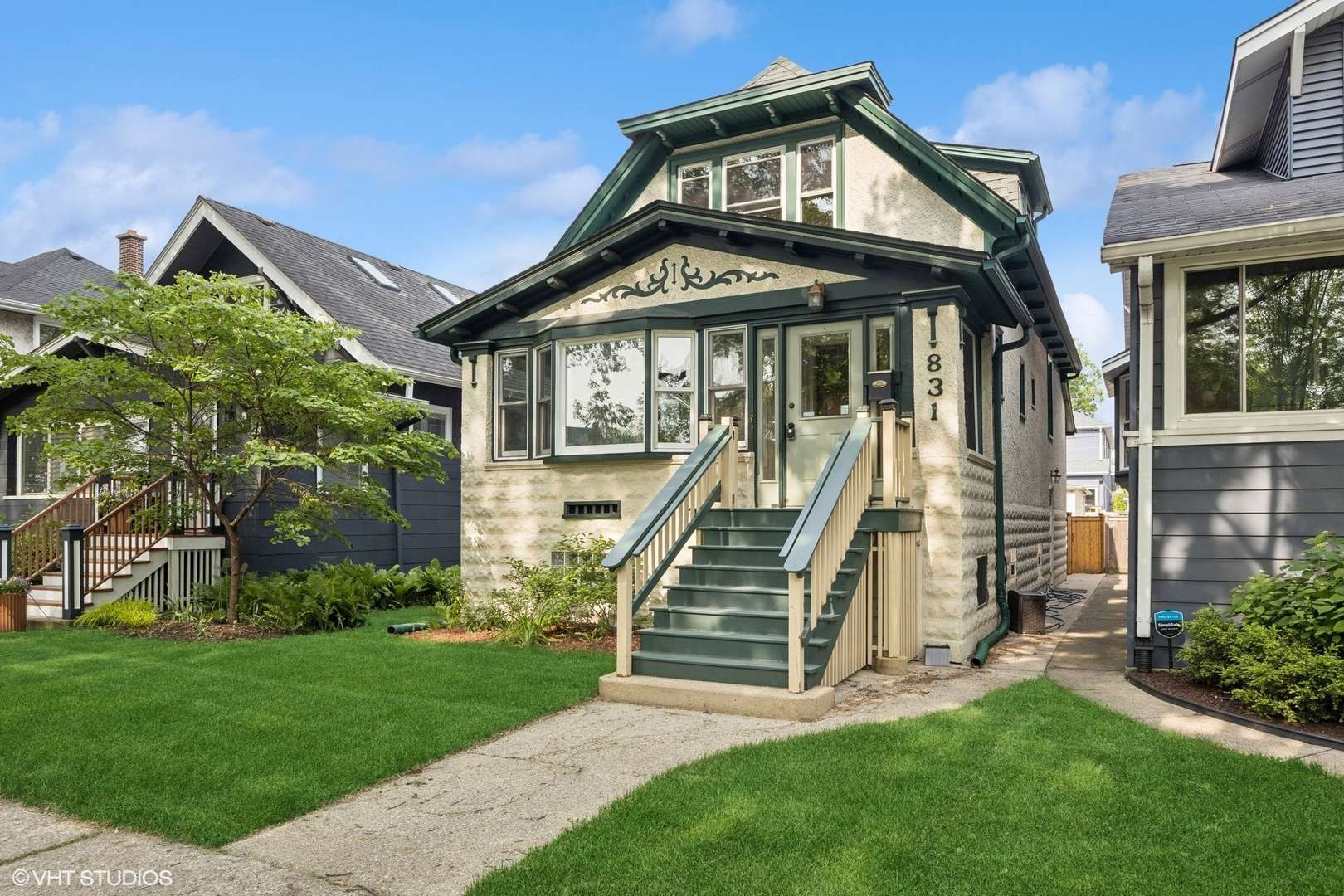 Oak Park, IL 60304,831 Home AVE