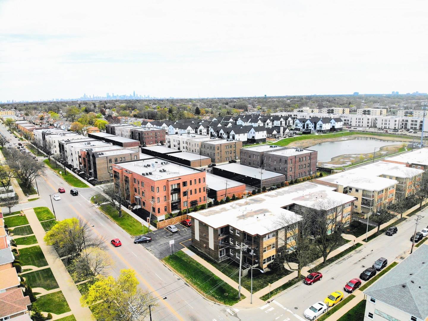 River Grove, IL 60171,3161 Paris AVE N #104