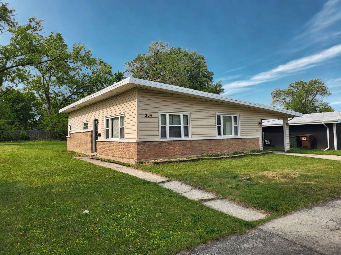 Park Forest, IL 60466,304 Shawnee ST