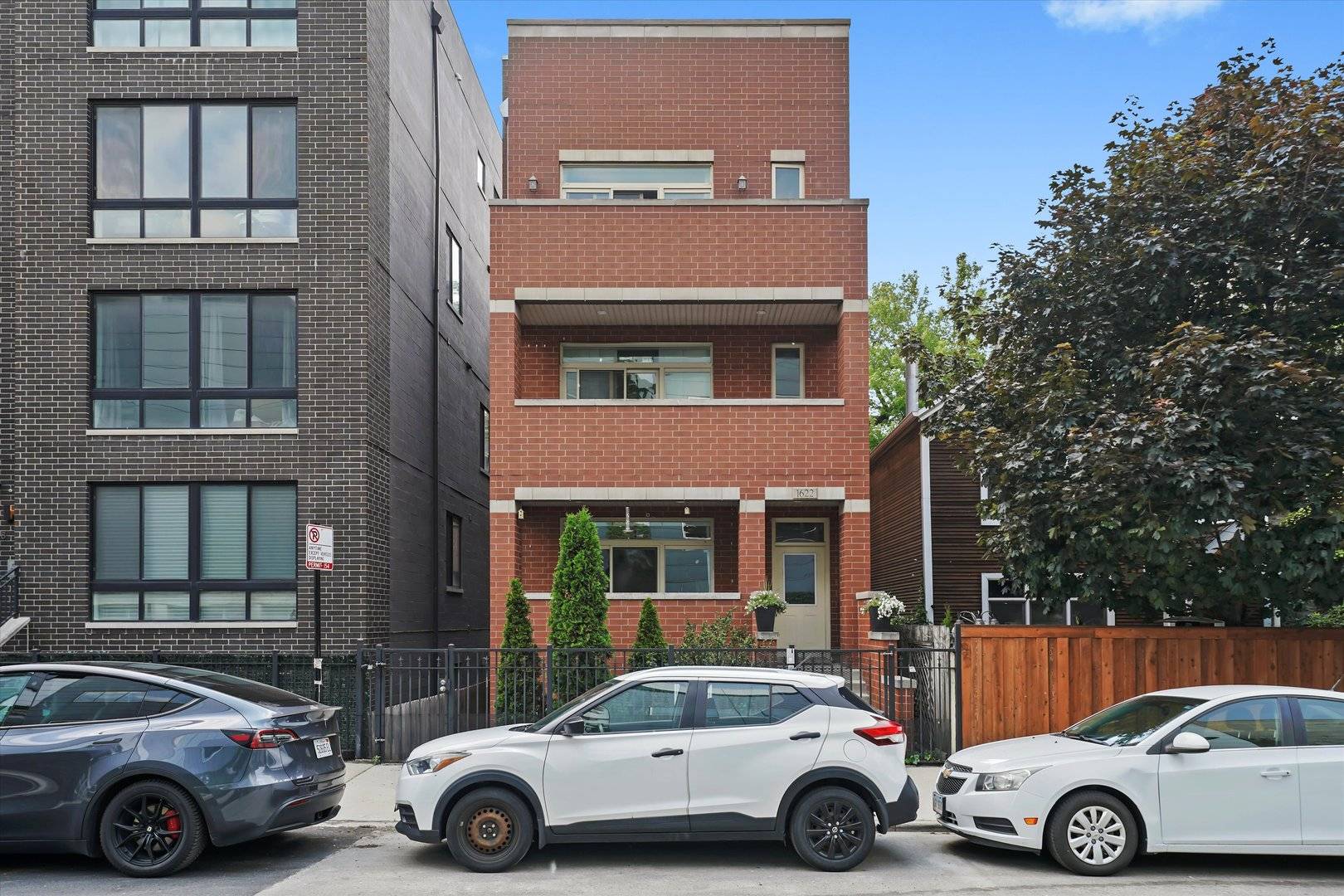 Chicago, IL 60642,1622 N Bosworth AVE #2
