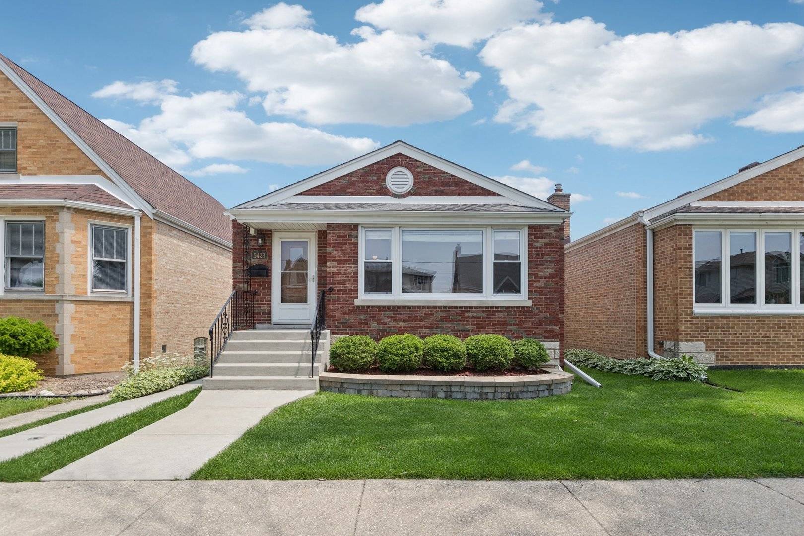 Chicago, IL 60638,5423 S Rutherford AVE