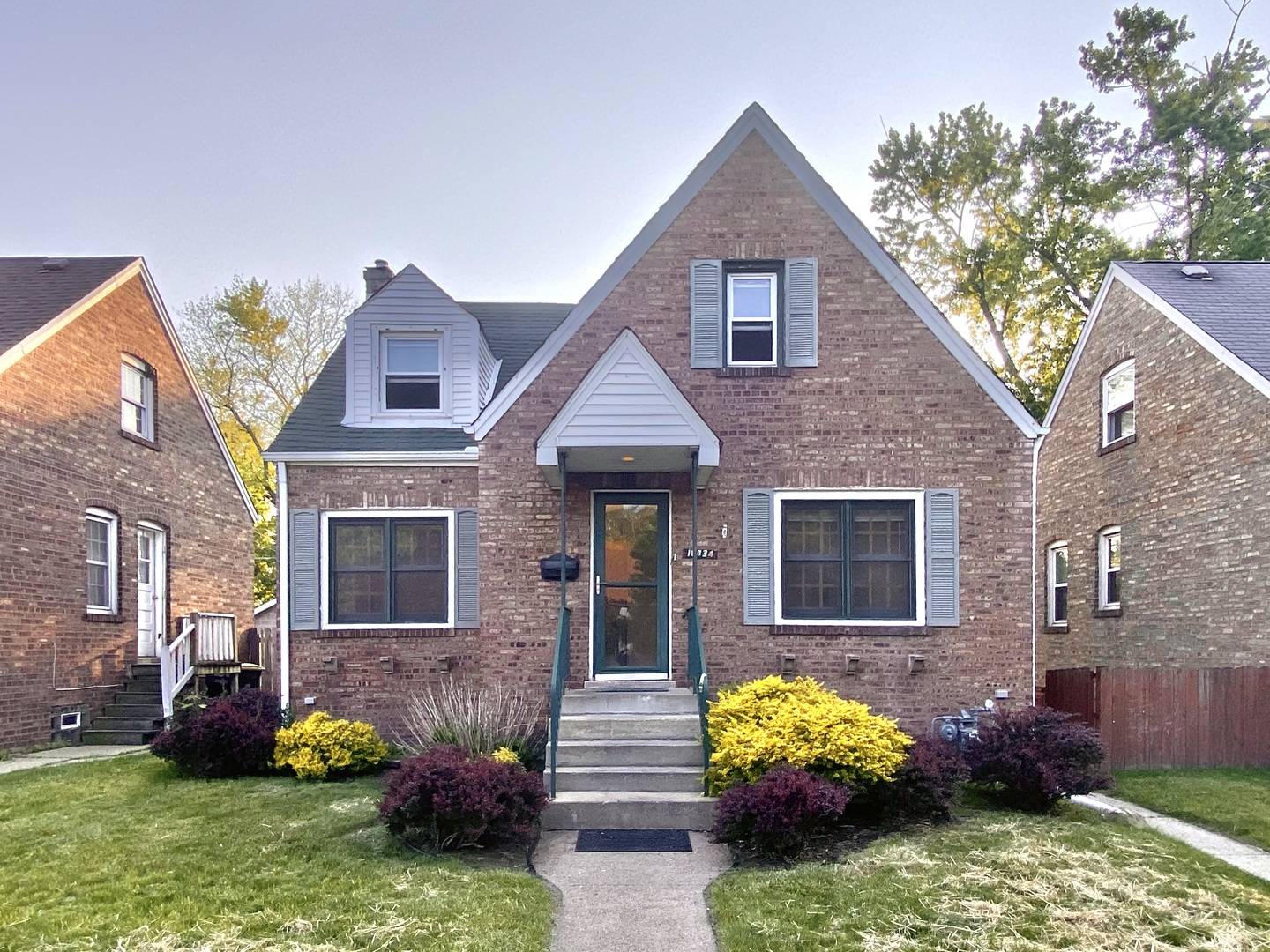 Lansing, IL 60438,18034 Ridgewood AVE