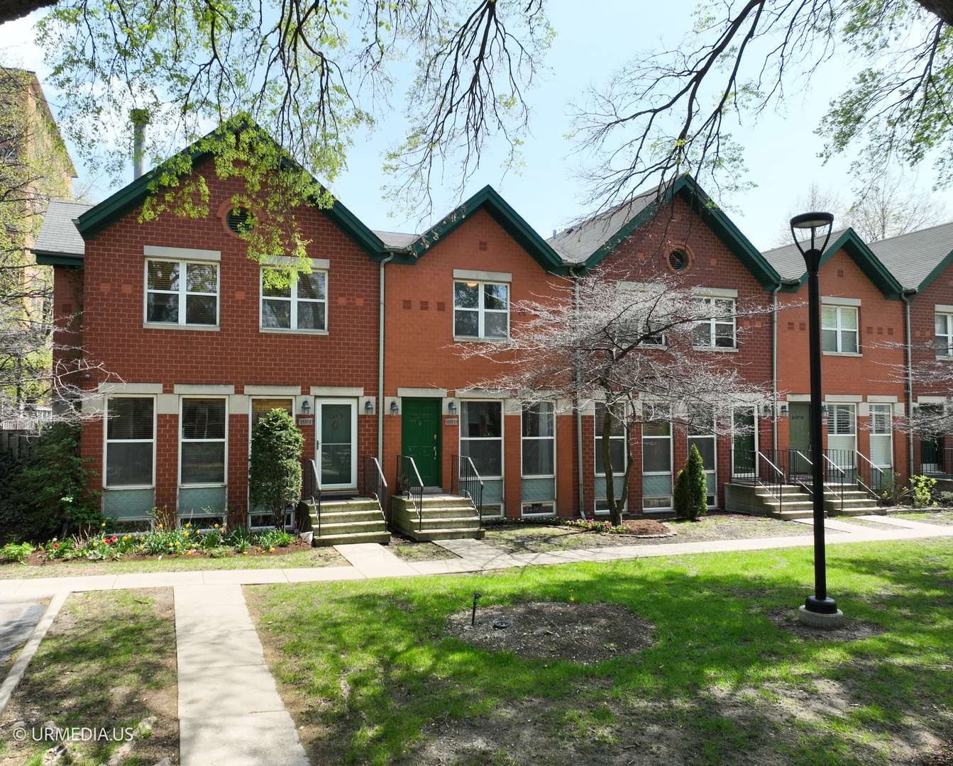 Chicago, IL 60610,1537 N Clybourn AVE #D