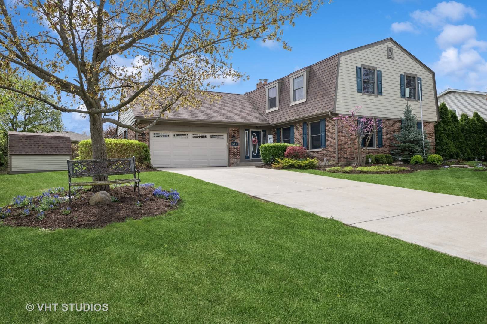 Schaumburg, IL 60193,643 Summit DR