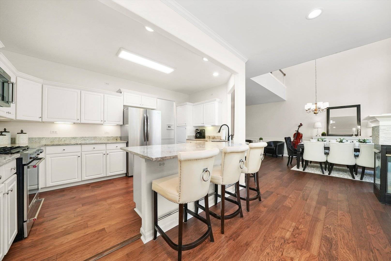 Geneva, IL 60134,2730 Lorraine CIR