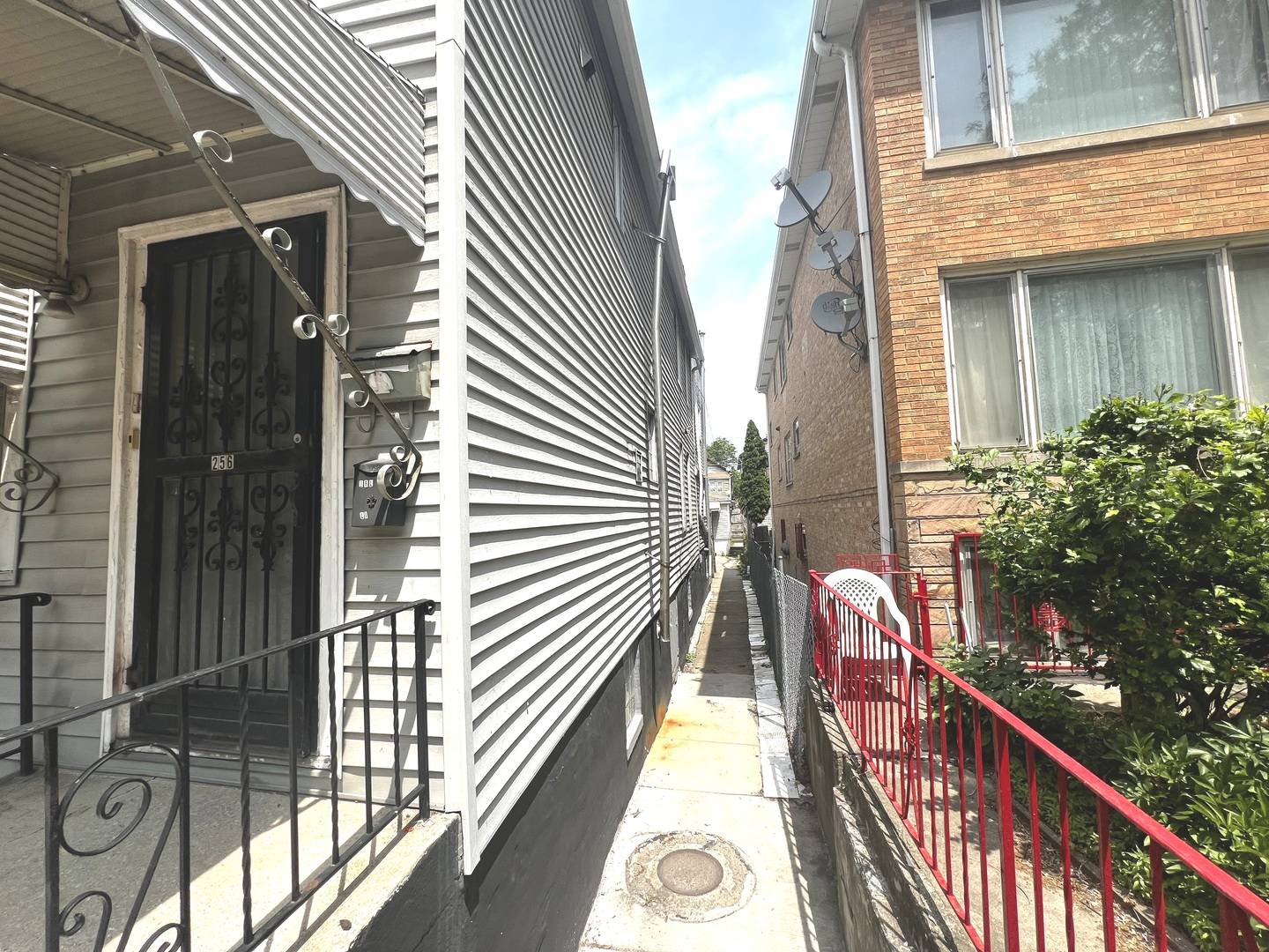 Chicago, IL 60616,256 W 23rd PL
