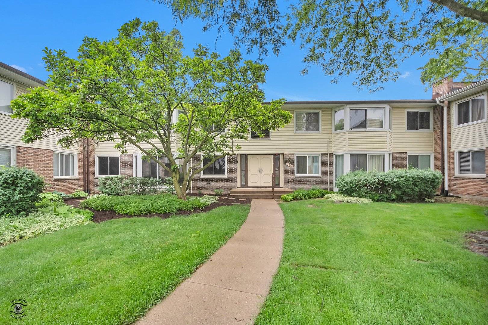 Woodridge, IL 60517,3030 Roberts DR #4