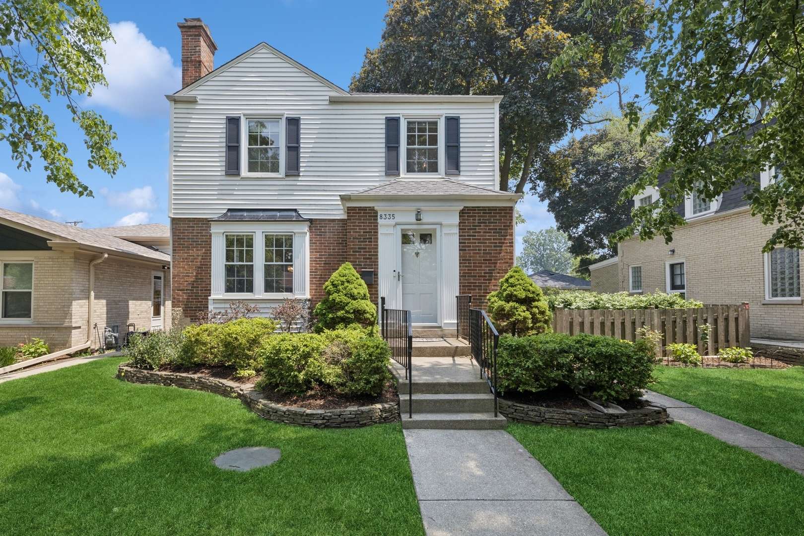Skokie, IL 60076,8335 Kostner AVE