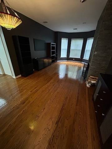 Chicago, IL 60640,1320 W Wilson AVE #3B