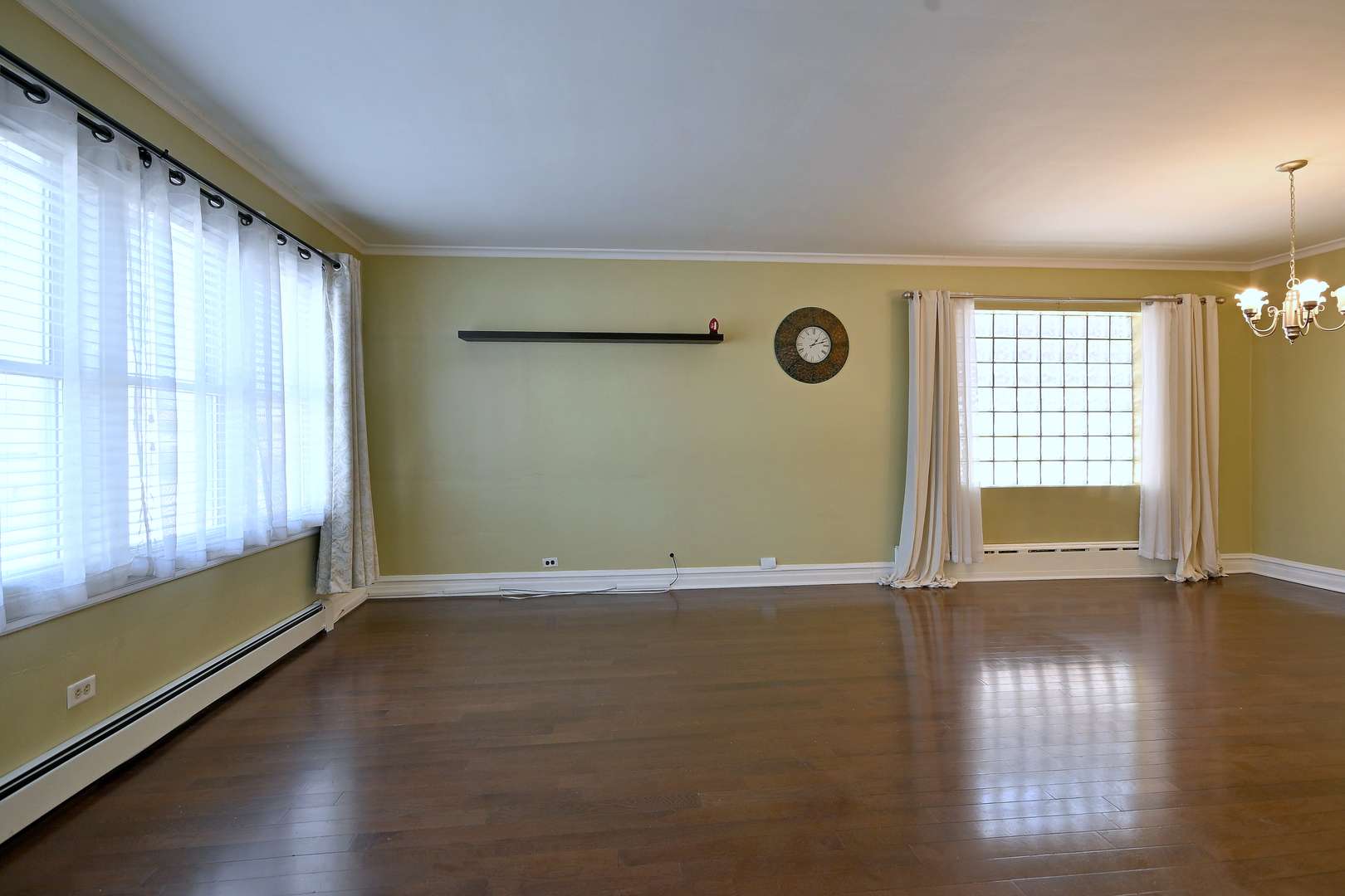 Elmwood Park, IL 60707,2827 N 77th CT