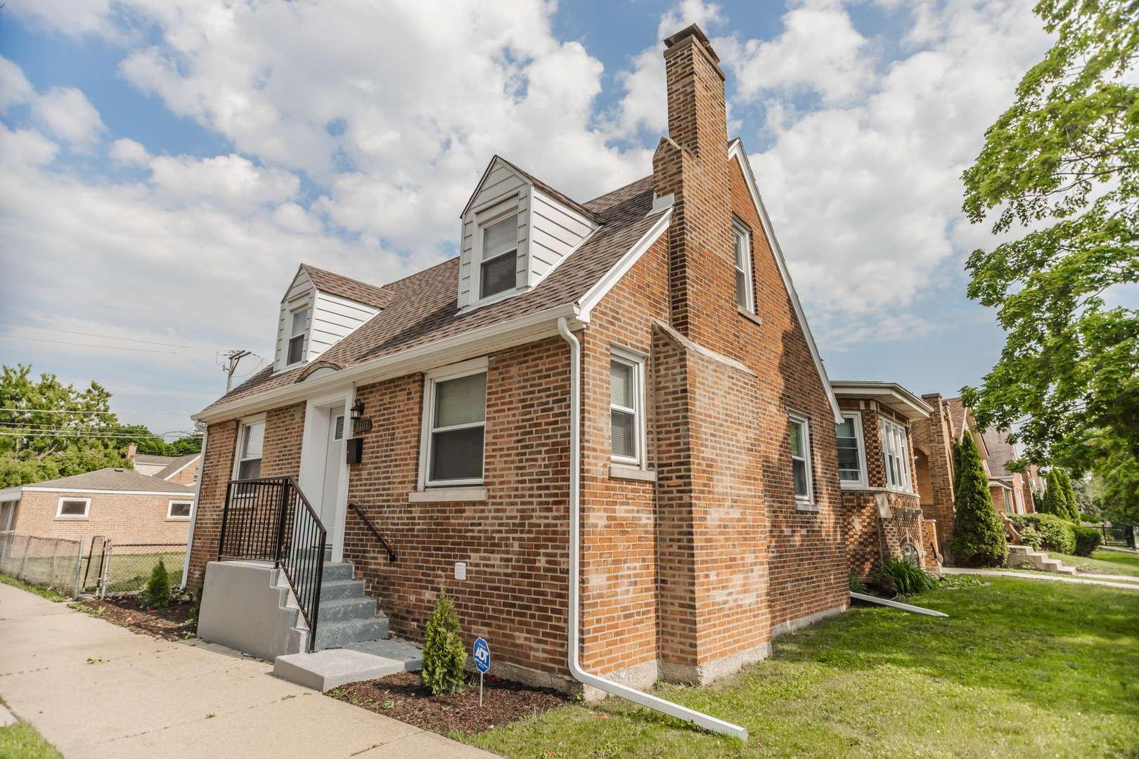 Chicago, IL 60620,9101 S Aberdeen ST