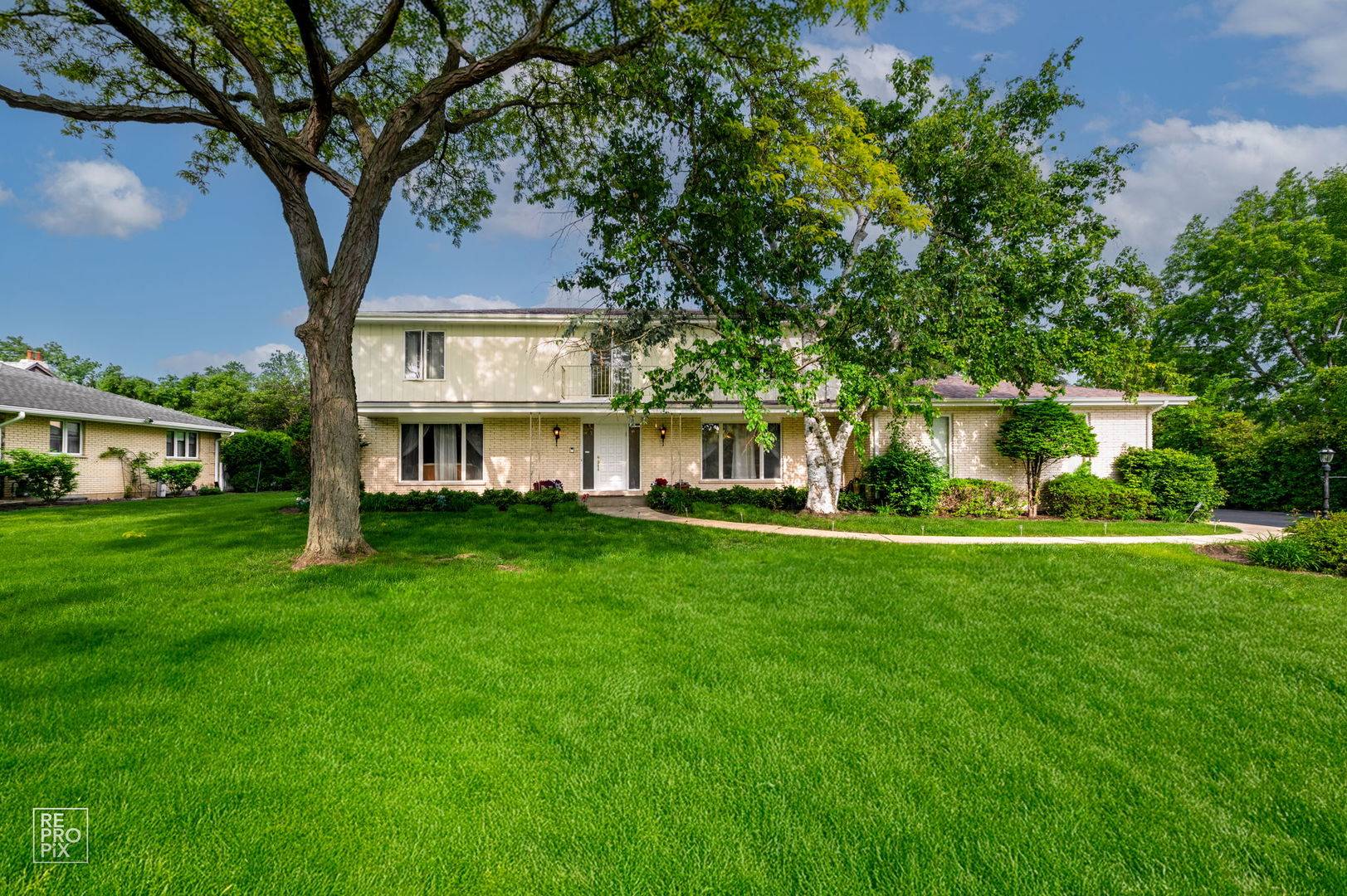 Highland Park, IL 60035,2380 Highmoor RD