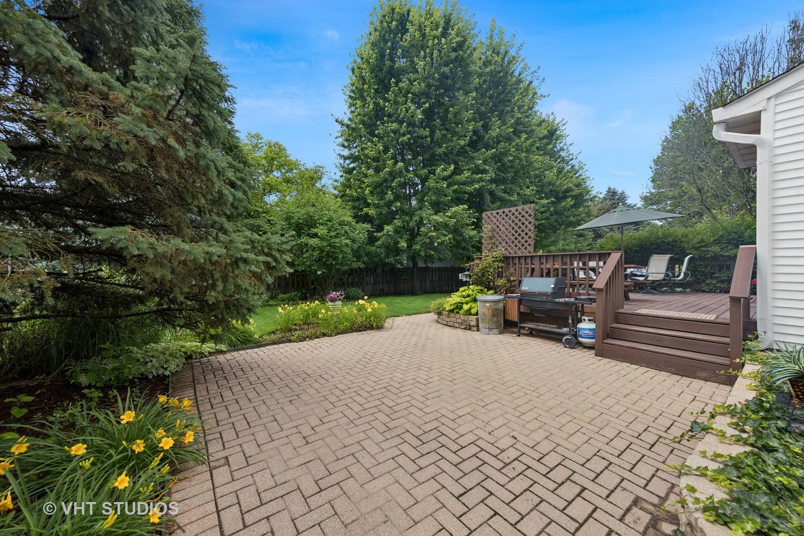 Bolingbrook, IL 60490,223 Saffron LN