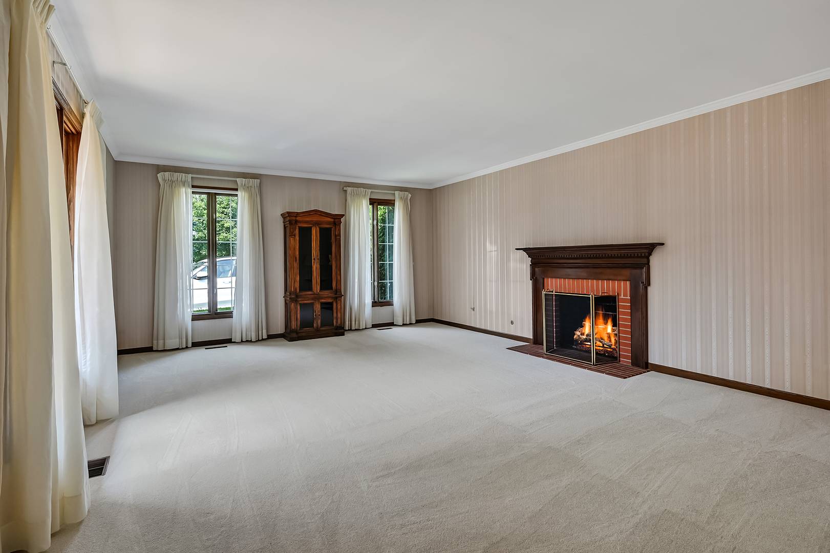 Darien, IL 60561,8417 Gleneyre RD