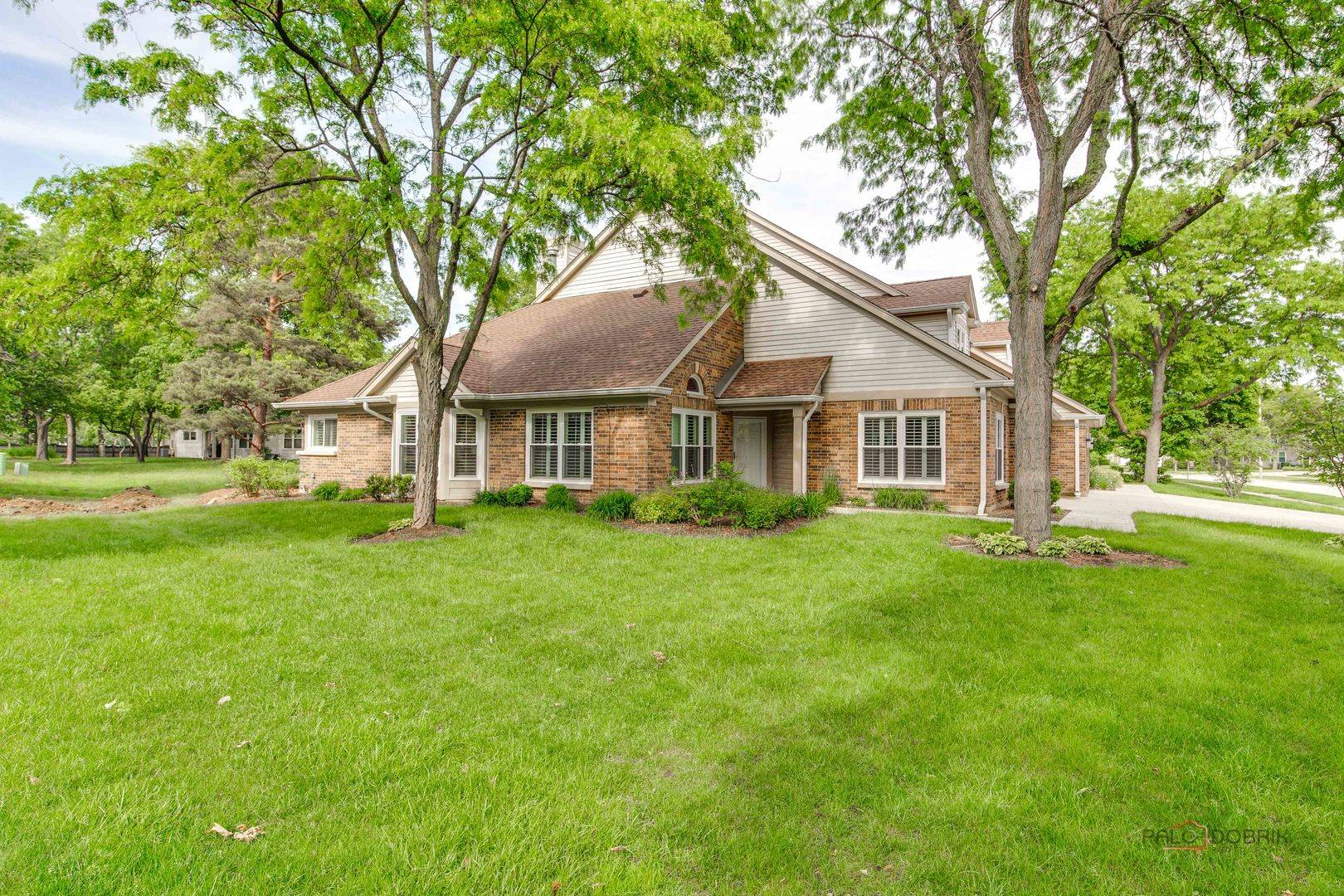 Buffalo Grove, IL 60089,230 Willow Pkwy