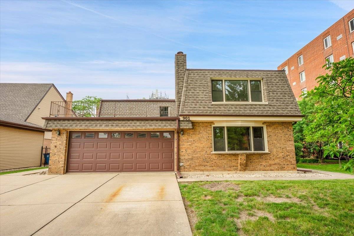 Mount Prospect, IL 60056,901 E Ardyce LN