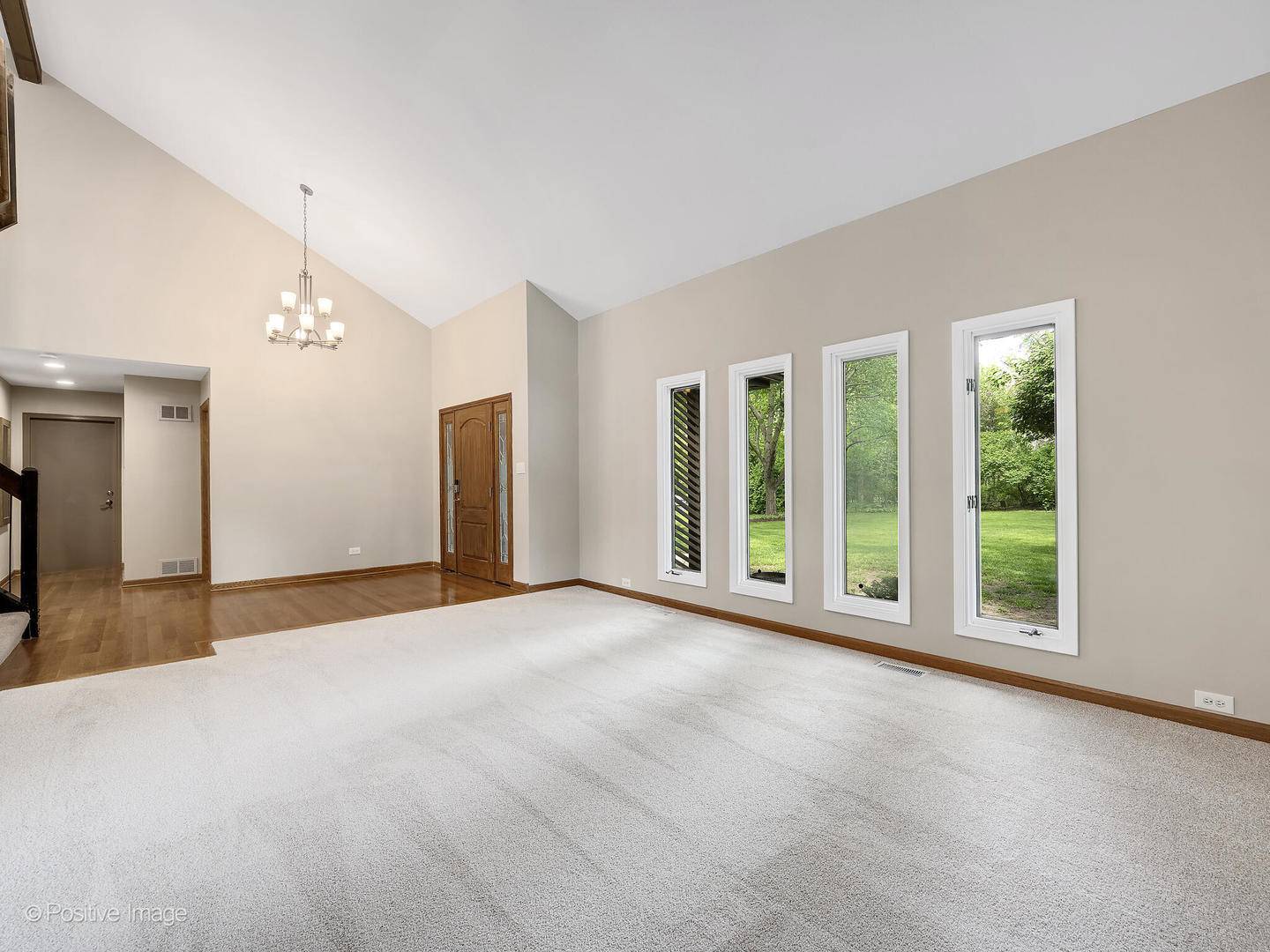 West Chicago, IL 60185,28W051 Timber LN