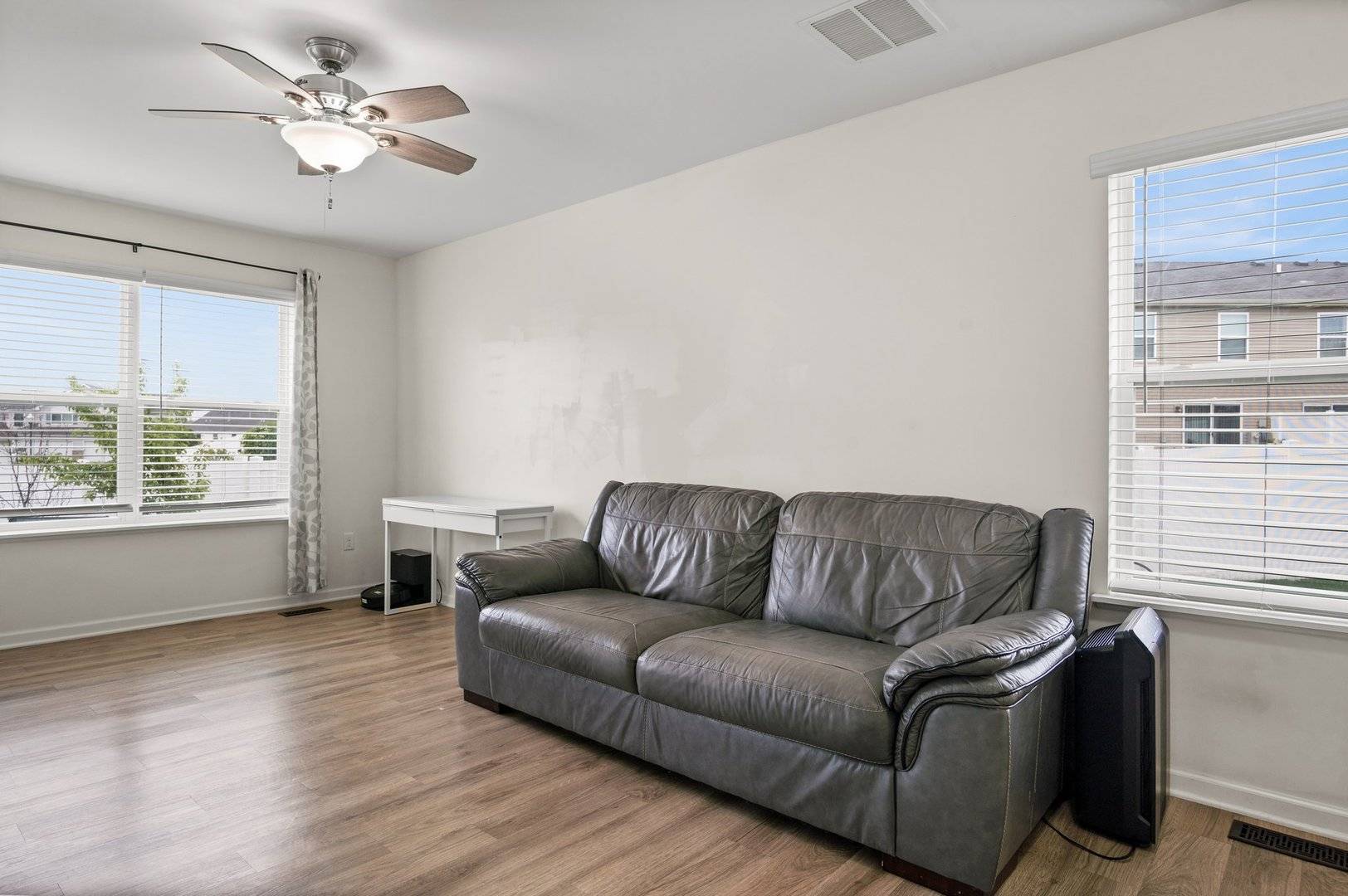 Hampshire, IL 60140,1025 Tuscany TRL