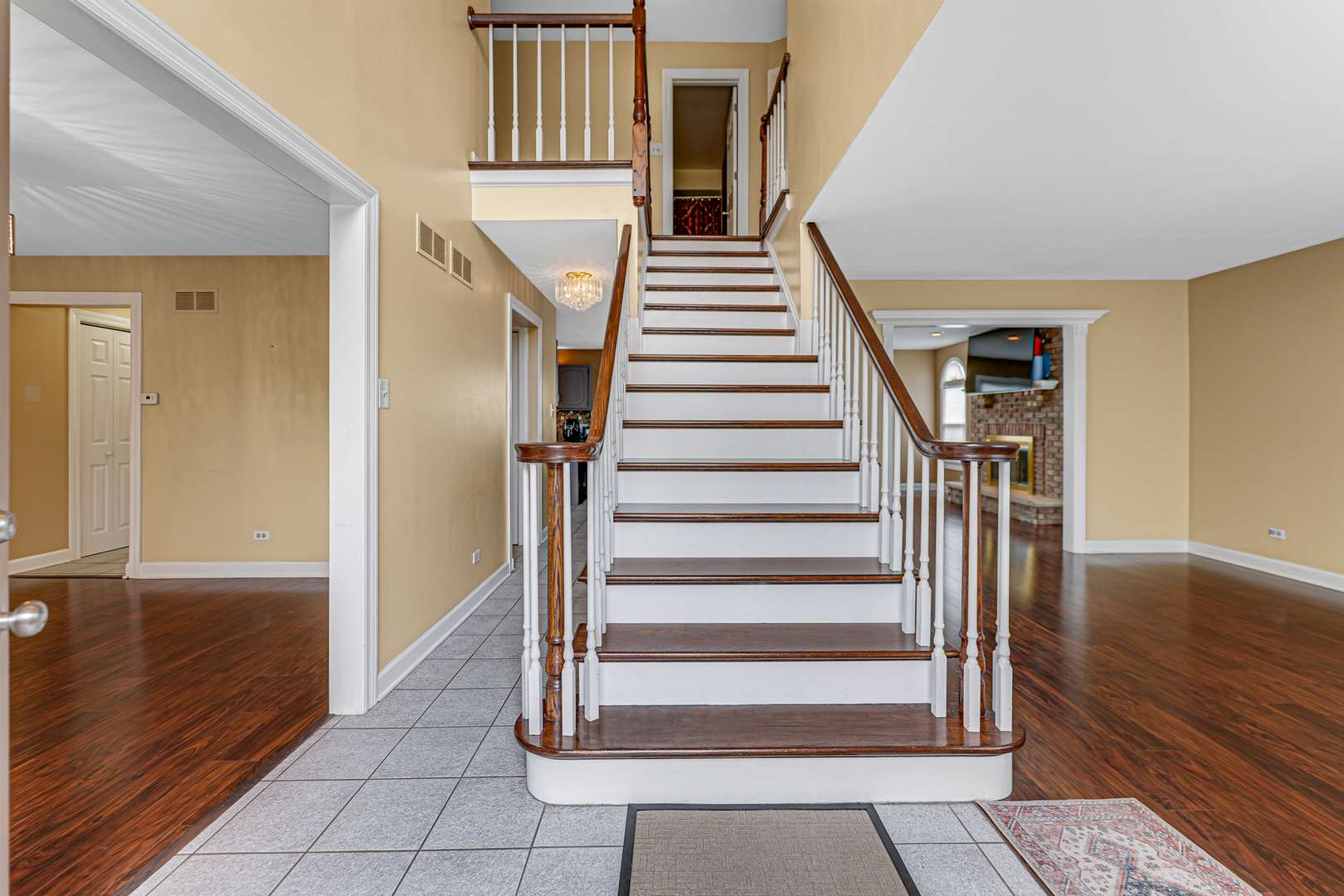 Tinley Park, IL 60487,17739 Peacock LN