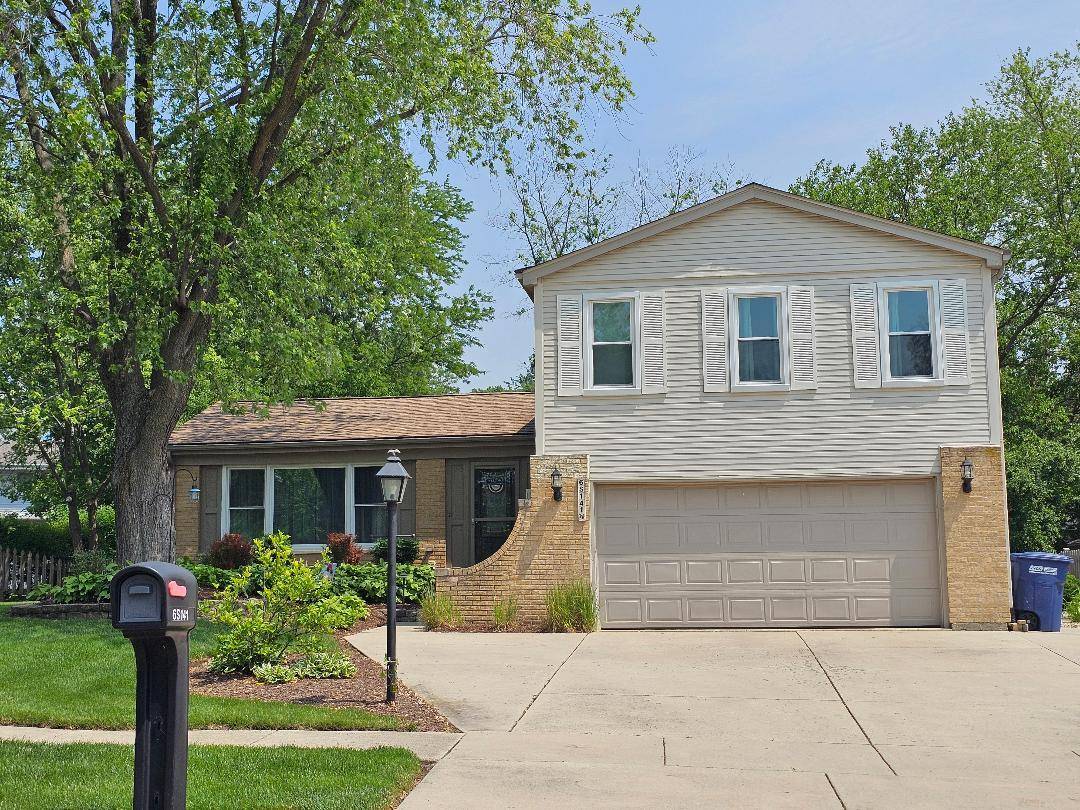 Naperville, IL 60540,6S141 Park Meadow DR
