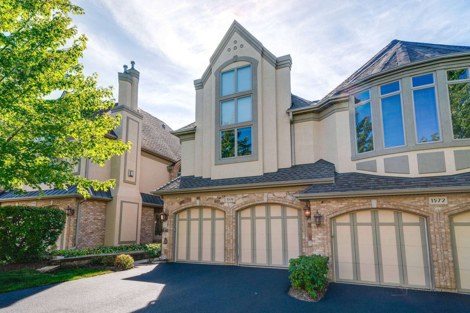Palatine, IL 60067,1576 S Kembley AVE