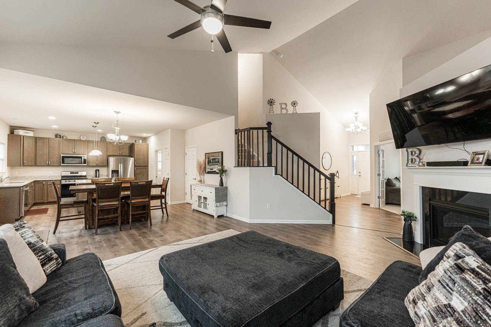 Sycamore, IL 60178,1125 Juniper DR