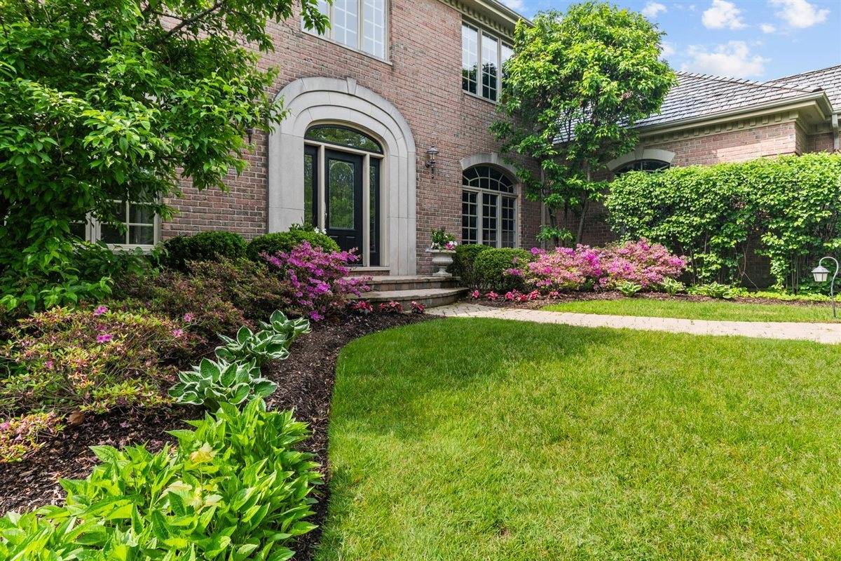 Lake Forest, IL 60045,1135 Lawrence AVE