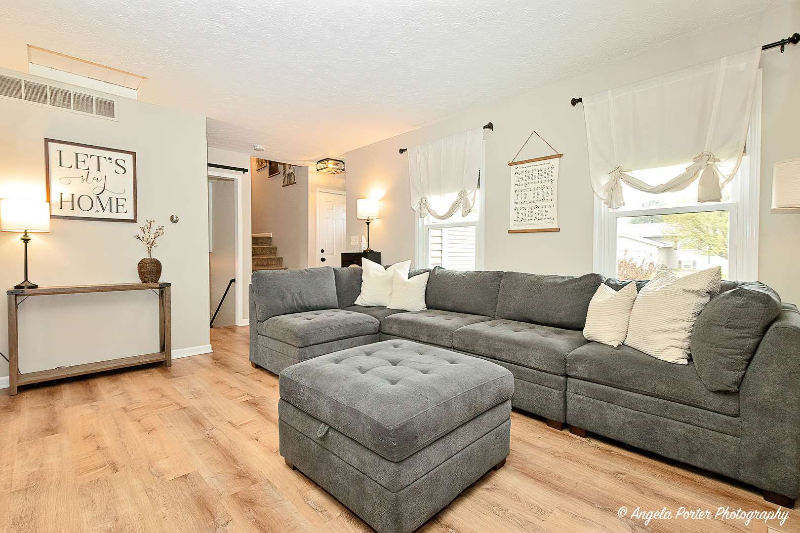 Capron, IL 61012,155 Shadowbrook DR