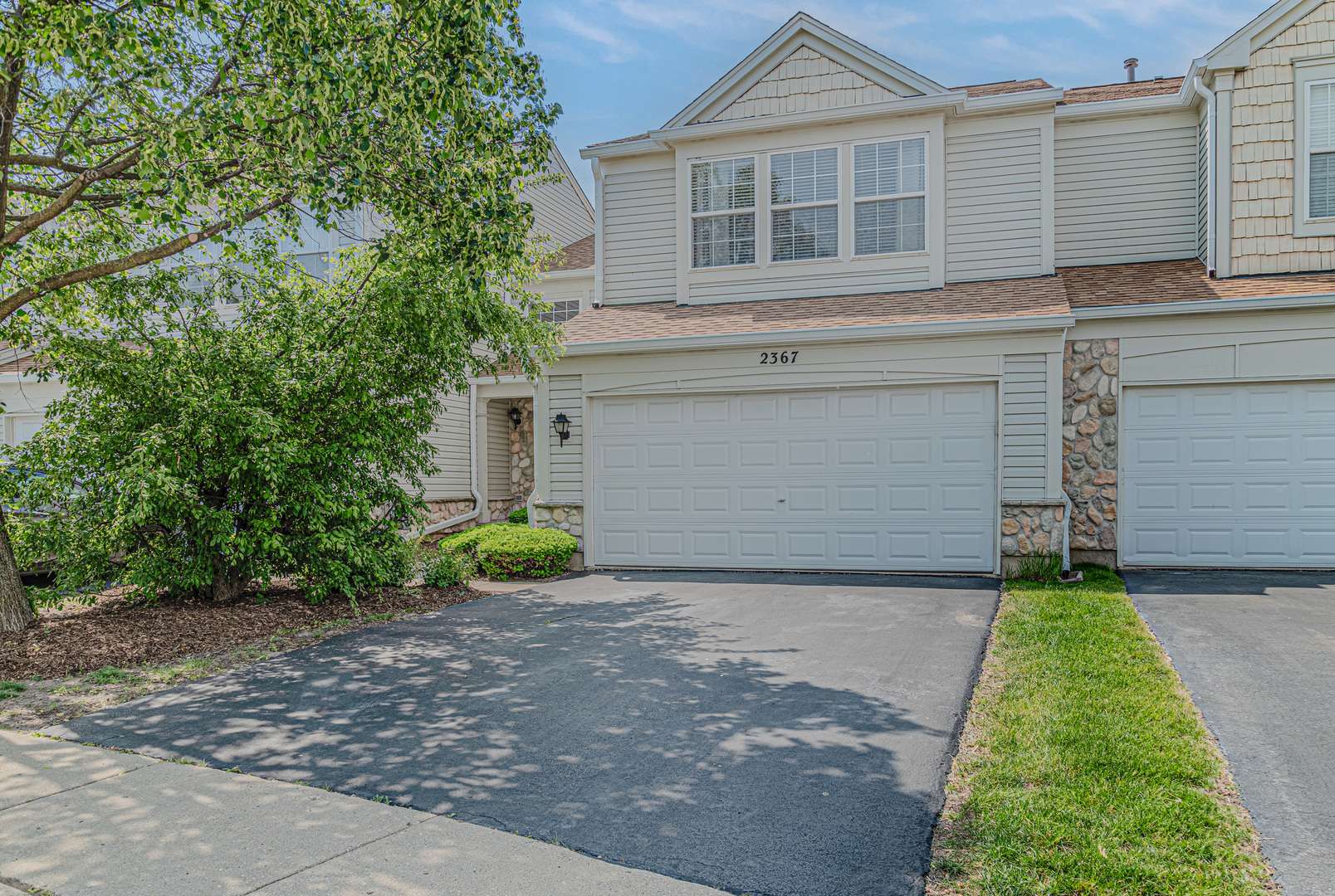 Elgin, IL 60123,2367 Camden Bay