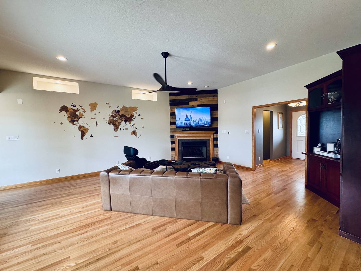 Manteno, IL 60950,1102 Brian DR