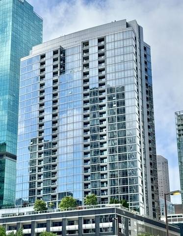 Chicago, IL 60611,240 E ILLINOIS ST #606