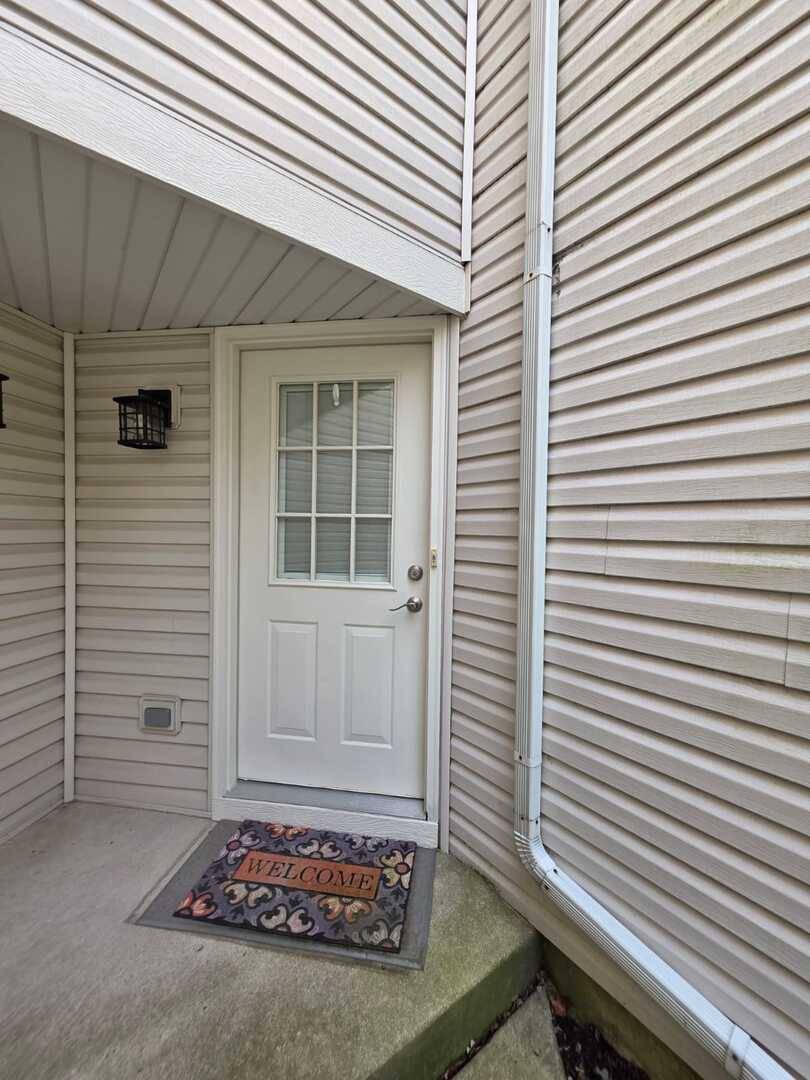 Aurora, IL 60502,2338 STOUGHTON CIR #2338